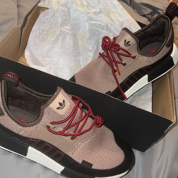 Adidas mesh tennis shoes - Picture 3 of 7